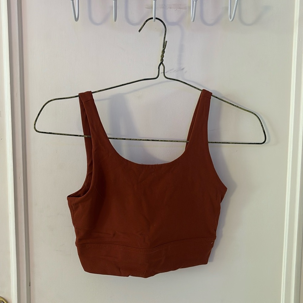 Women’s cropped tank